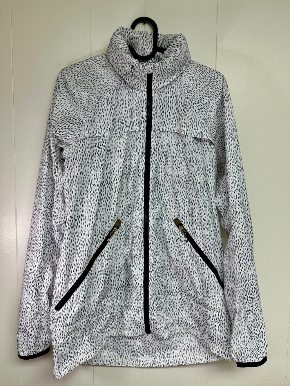 Lululemon Miss Misty II Jacket Dottie Dash White Black Packable Rain Windbreaker